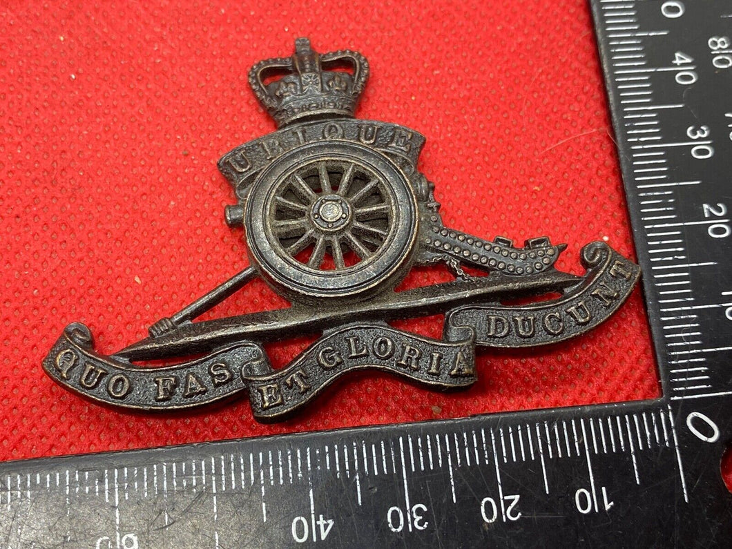 Original Queen's Crown British Army Officer's Royal Artillery Bronze Cap Badge