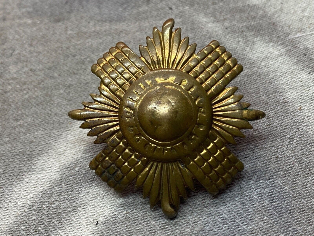 Original WW1 / WW2 British Army - Scots Guards Cap Badge