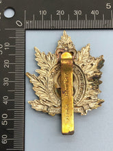 Load image into Gallery viewer, Genuine Canadian Army 2nd Queen&#39;s Own Rifles of Canada Cap Badge
