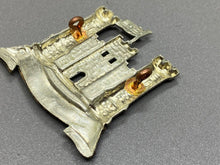 Load image into Gallery viewer, British Army Inniskilling Regiment Cap Badge
