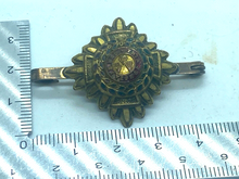 Load image into Gallery viewer, Original British Army Rank Pip Sweetheart Brooch - For a Lieutenant
