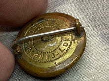 Lade das Bild in den Galerie-Viewer, Original British Army The Royal Welsh Fusiliers Brass Button Brooch

