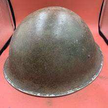 Charger l&#39;image dans la galerie, Original British / Canadian Army WW2 Soldiers Military Combat Mk3 Turtle Helmet
