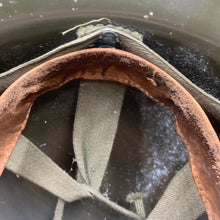 Lade das Bild in den Galerie-Viewer, Genuine Dutch Army M53 Euroclone of WW2 US M1 Camouflaged Helmet &amp; Liner Set - The Militaria Shop
