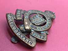 Load image into Gallery viewer, Original WW2 British Army Royal Army Ordnance Corps Cap Badge
