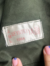 Load image into Gallery viewer, Vintage Belgian Army Nato M-64 Field Jacket Smock - Seyntex - Size 165/90 - The Militaria Shop
