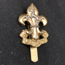 Load image into Gallery viewer, Genuine British Army Staybrite Cap Badge - The Kings Regiment - The Militaria Shop
