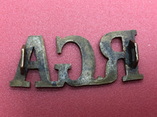 Load image into Gallery viewer, Original WW1 British Army Shoulder Title Badge - Royal Garrison Artillery
