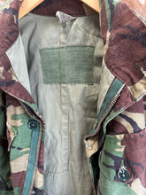 Load image into Gallery viewer, Genuine British Army 1968 Pattern DPM Combat Smock - Size 4 - 38&quot; Chest
