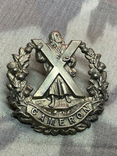 Load image into Gallery viewer, Original WW1 / WW2 British Army Cameron Highlanders Scottish Cap Badge
