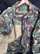 Load image into Gallery viewer, Surplus British Army Woodland DPM Smock Combat Jacket -Size 170/112 - The Militaria Shop
