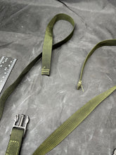 Charger l&#39;image dans la galerie, Genuine British Army Equipment Strap Pair - Fit to the Yokes
