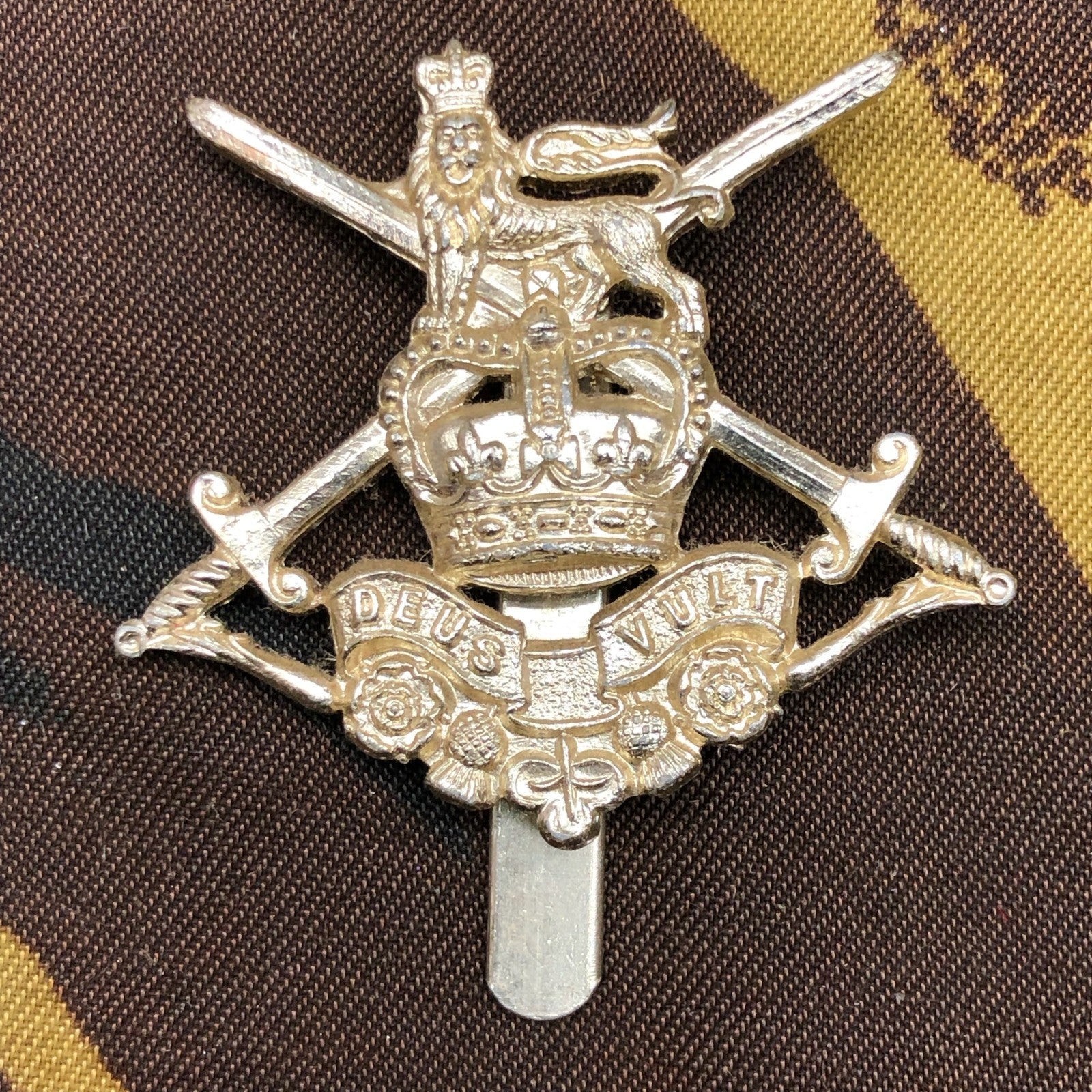 Genuine British Army Staybrite Cap Badge - Junior Leaders Regiment - The Militaria Shop