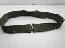 Charger l&#39;image dans la galerie, Original WW2 British Army 44 Pattern Soldiers Belt - Size 36&quot; Waist
