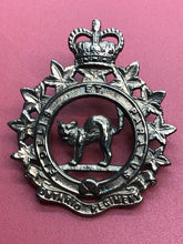 Charger l&#39;image dans la galerie, Genuine Canadian Army Ontario Regiment Cap Badge
