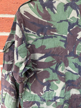 Charger l&#39;image dans la galerie, Genuine British Army DPM Camouflaged Combat Smock Jacket - Size 180/96
