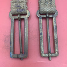 Charger l&#39;image dans la galerie, Original WW2 British Army 37 Pattern Webbing Brace Adaptors Pair
