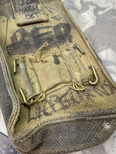 Charger l&#39;image dans la galerie, Original WW2 Canadian Army 37 Pattern Bren Pouch - WW2 Dated - Used Condition
