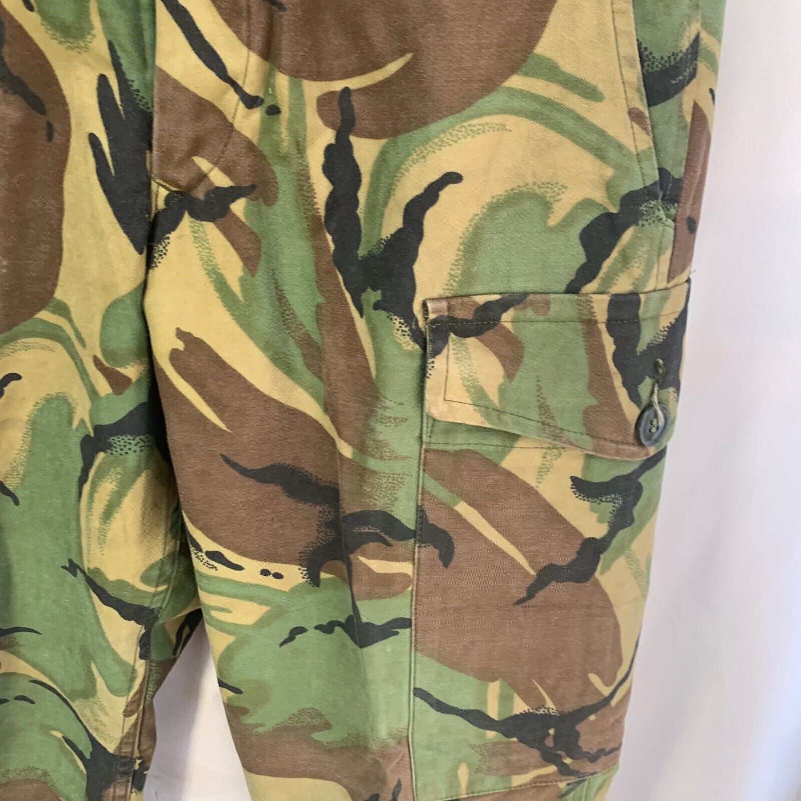 Genuine British Army 68 Pattern DPM Jungle Camouflaged Trousers - Size 29" Waist - The Militaria Shop