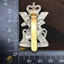 Load image into Gallery viewer, Genuine British Army Cap Badge - Fife &amp; Forfar Yeomanry - The Militaria Shop
