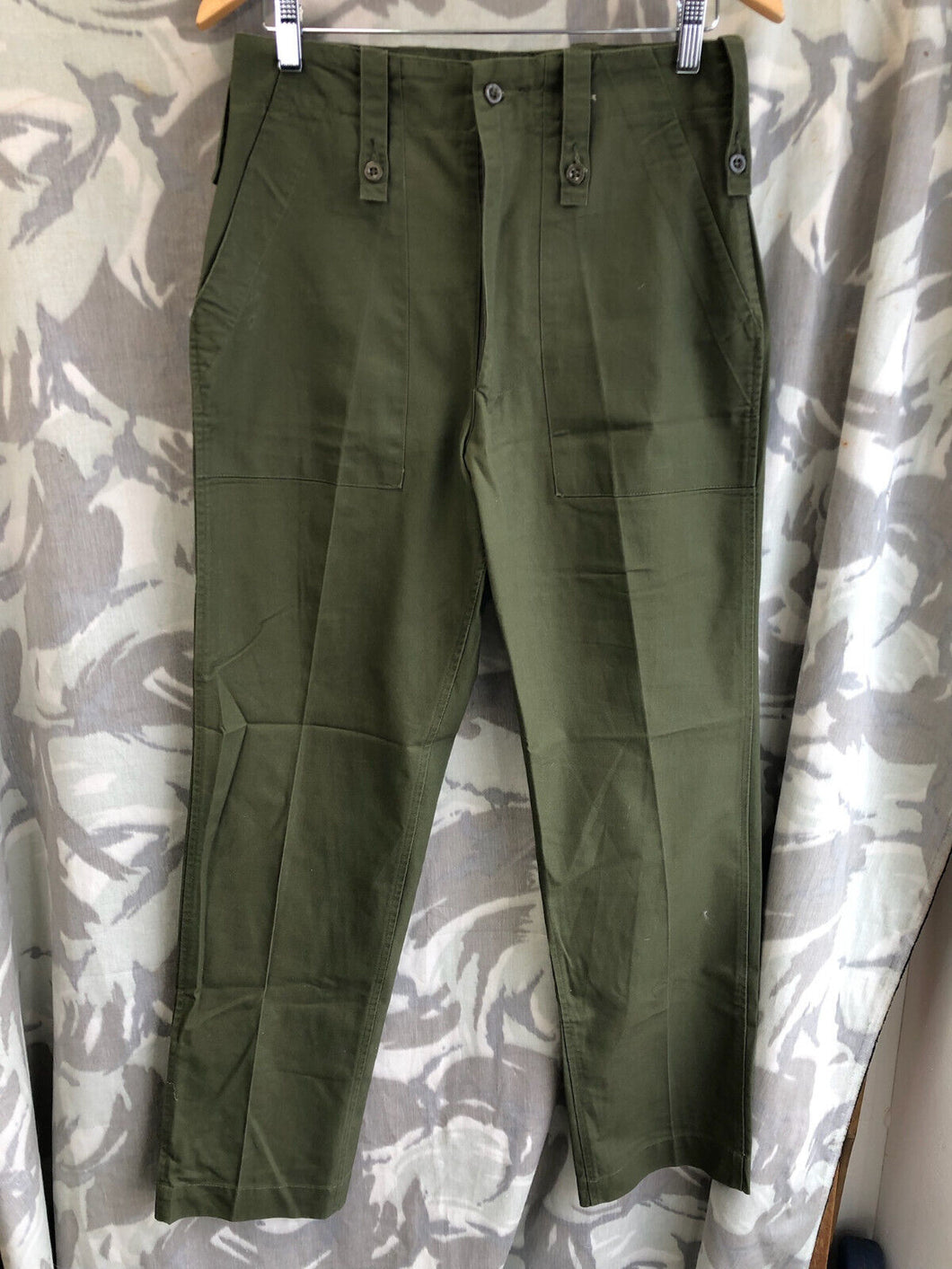 Genuine British Army Olive Green Lightweight Fatigue Combat Trousers - 85/80/96