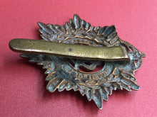 Charger l&#39;image dans la galerie, Original WW1 / WW2 British Army Kings Crown Cap Badge - RASC Army Service Corps
