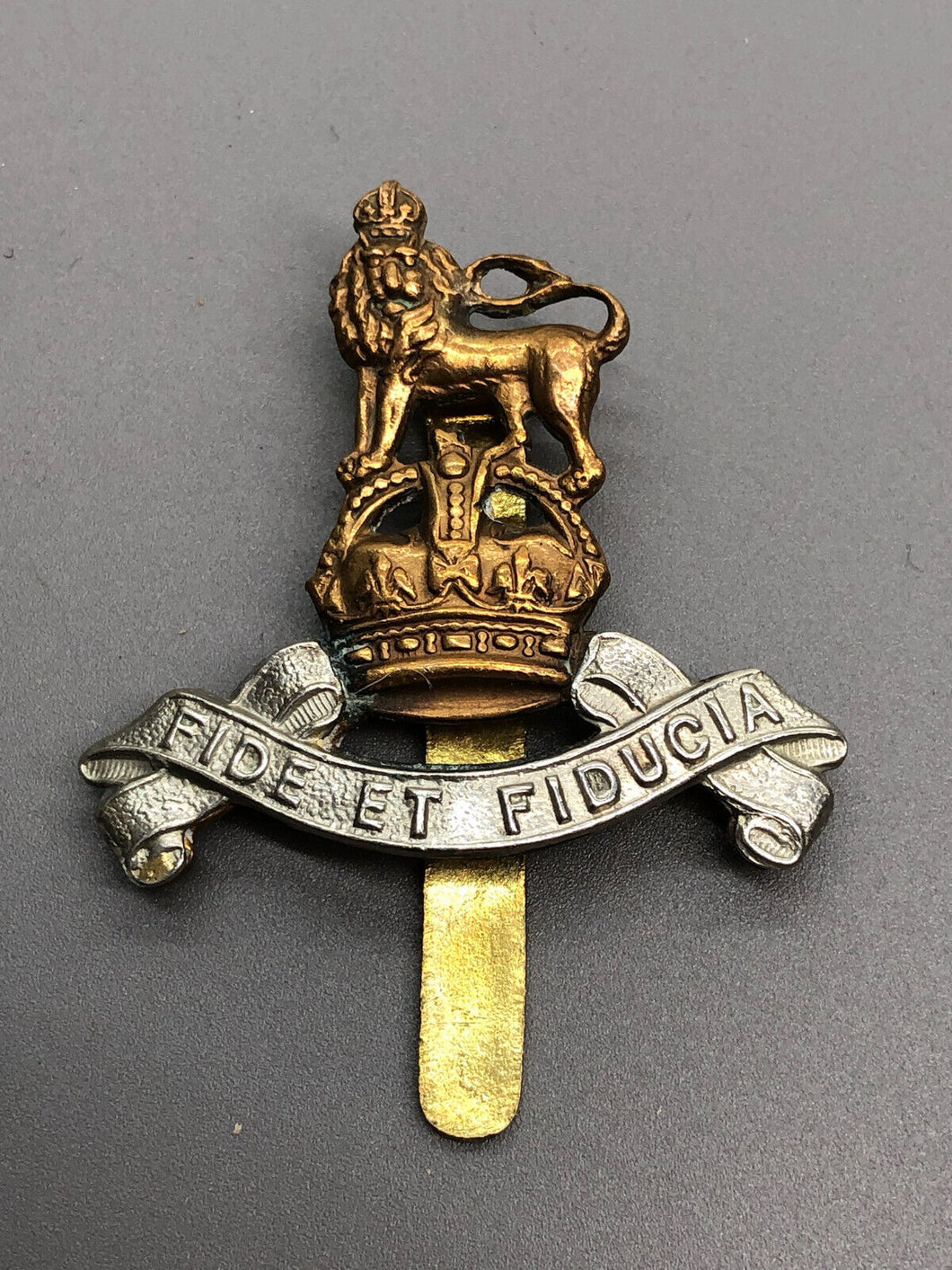 Original WW2 British Army Royal Army Pay Corps RAPC Cap Badge