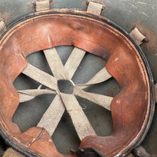 Charger l&#39;image dans la galerie, Original WW2 British Home Front Civillian Zuckerman Helmet &amp; Liner - 1941 Dated
