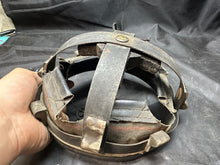 Charger l&#39;image dans la galerie, Original WW2 British Army Mk2 Helmet Liner &amp; Fittings Set - Size 7 - 1939 Dated
