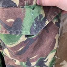 Lade das Bild in den Galerie-Viewer, Original British Army Jungle DPM Camouflaged Combat Trousers - 75/76/92
