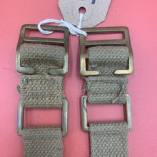 Charger l&#39;image dans la galerie, Original WW2 British Army 37 Pattern Webbing Brace Adaptors Pair
