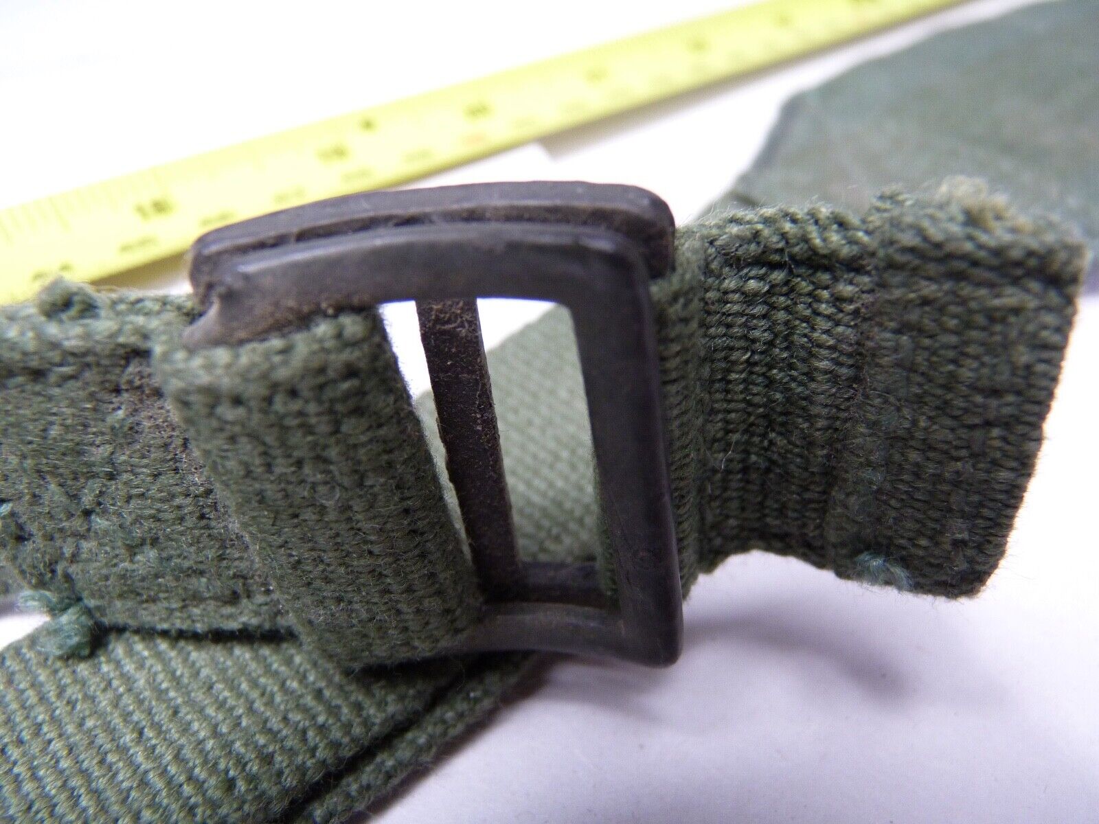 Original WW2 British Army 44 Pattern Shoulder / Extended Equipment Strap - 1945 - The Militaria Shop