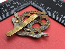 Charger l&#39;image dans la galerie, Original WW2 British Army Middlesex Regiment Cap Badge
