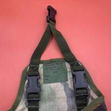 Lade das Bild in den Galerie-Viewer, British Army Issue Woodland DPM PLCE IRR Webbing Entrenching Tool Case Old Stock
