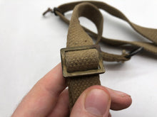 Charger l&#39;image dans la galerie, Original WW2 British Army 37 Pattern Sten Sling - Nice Example
