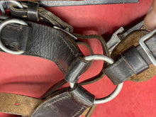 Load image into Gallery viewer, Original Post WW2 German Army Y-Straps in Leather with Metal Fittings
