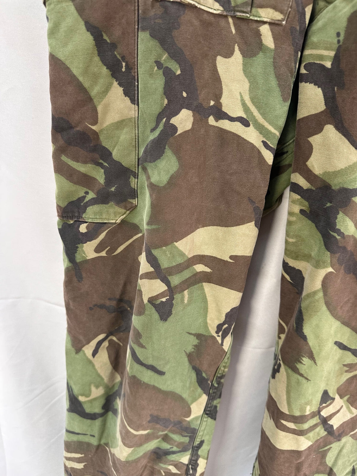 Genuine British Army 1968 Pattern DPM Combat Trousers - Size 1 - 30" Waist - The Militaria Shop