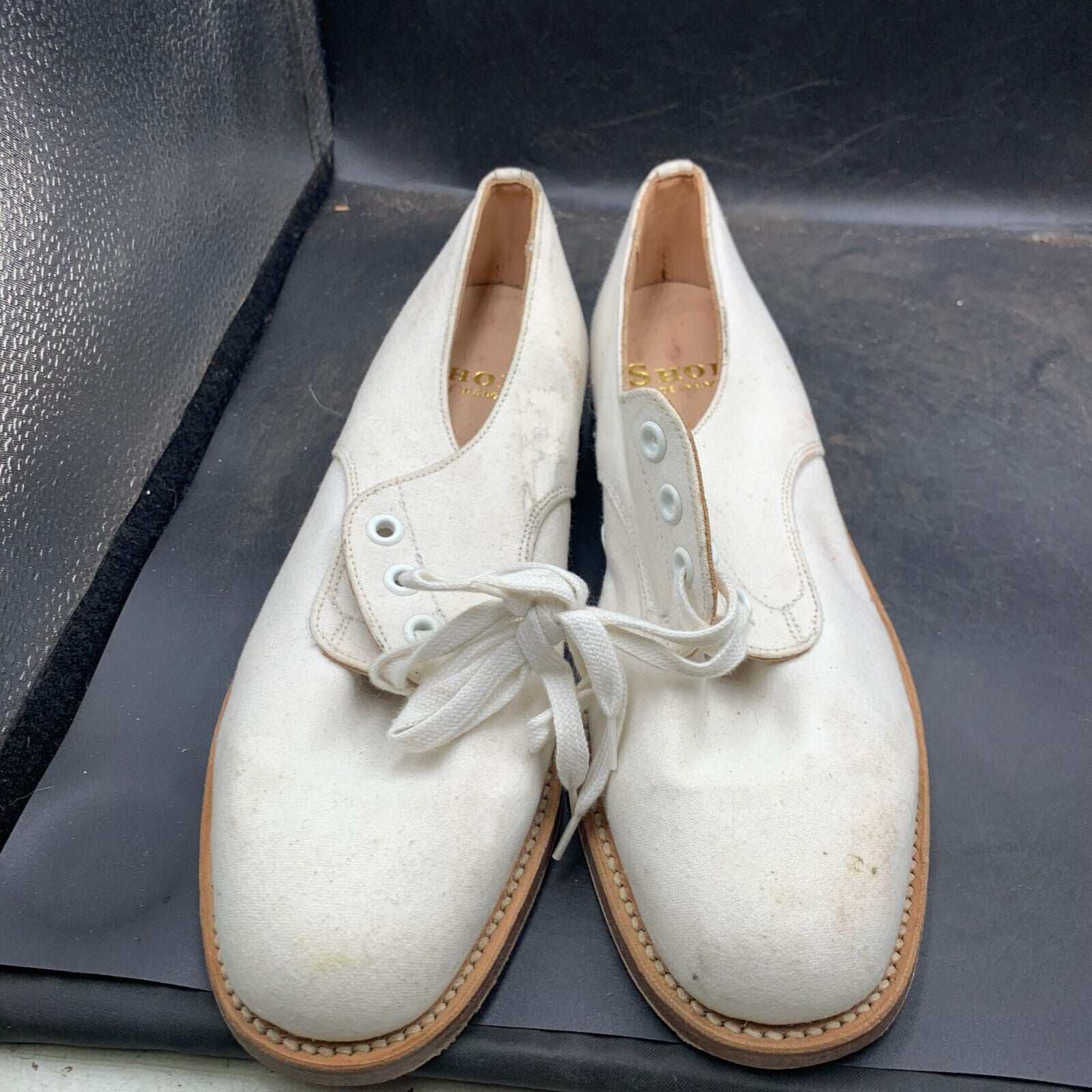 Genuine British Army Summer White Dress Shoes - Size 230 - Approx UK 4.5 - The Militaria Shop