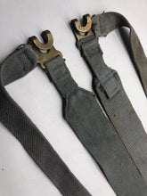 Lade das Bild in den Galerie-Viewer, Original WW2 37 Patternn Webbing British RAF Royal Air Force L Straps Set
