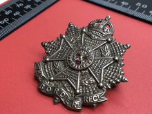 Load image into Gallery viewer, Original WW1 British Army Cap Badge - The Border Regiment
