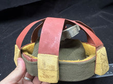 Lade das Bild in den Galerie-Viewer, Original British Army Mk4 Helmet Liner
