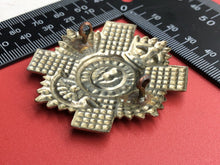 Load image into Gallery viewer, Original WW2 British Army 4th/5th Battalion (Queen&#39;s Edinburgh Rifles) Cap Badge
