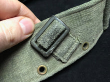 Charger l&#39;image dans la galerie, Original British Army WW2 44 Pattern Combat Belt - 38&quot; Waist
