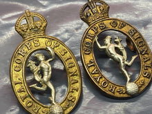 Charger l&#39;image dans la galerie, Original WW2 British Army Royal Corps of Signals Collar Badges
