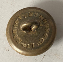Charger l&#39;image dans la galerie, Victorian Crown The Prince Albert&#39;s epaulette/pocket button - approx 19mm.
