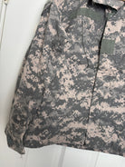 Surplus US Army ACU Combat Uniform Jacket -Size Small-Short - The Militaria Shop