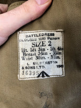 Charger l&#39;image dans la galerie, Original British Army Battledress Jacket - R.E.M.E Insignia - 35&quot; Chest

