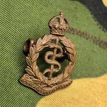 Charger l&#39;image dans la galerie, Original British Army WW2 Collar Badge - Royal Army Medical Corps RAMC - The Militaria Shop
