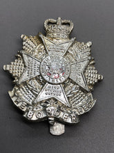 Load image into Gallery viewer, Genuine British Army The Border Regiment Cap Badge
