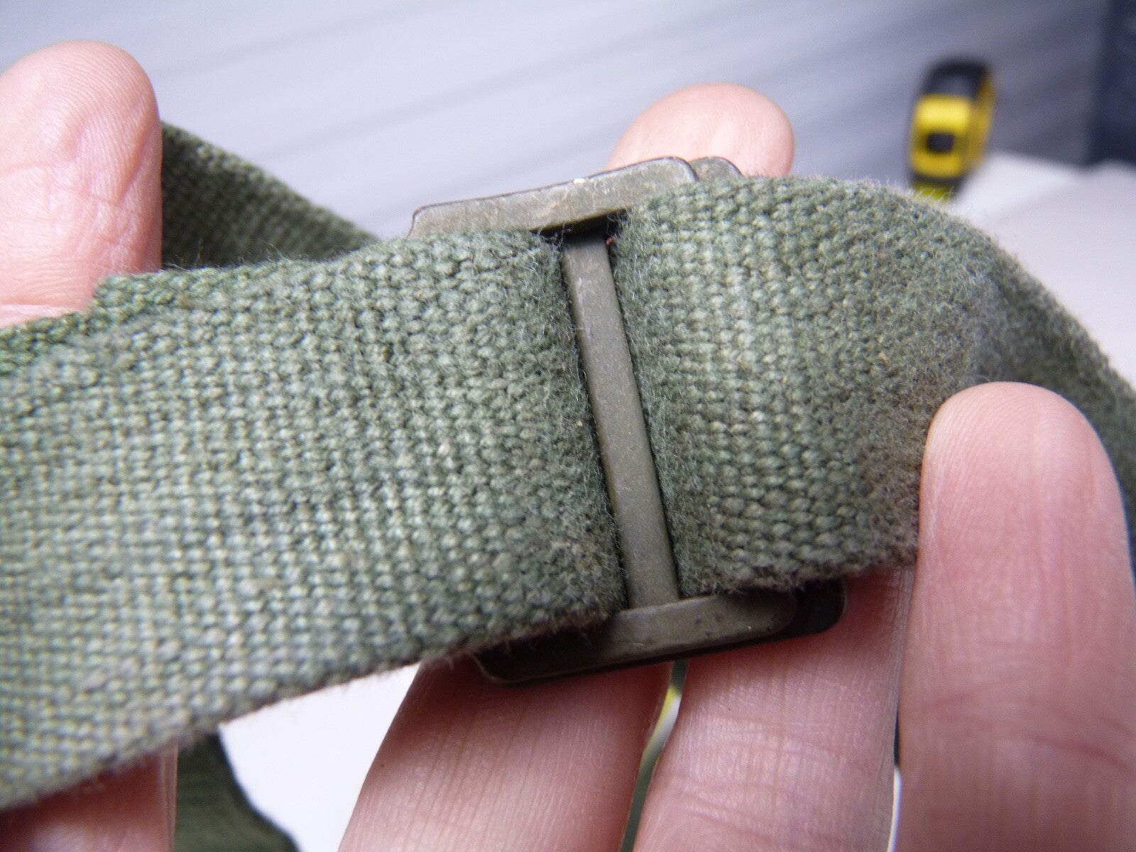Original WW2 British Army 44 Pattern Shoulder / Extended Equipment Strap - 1945 - The Militaria Shop